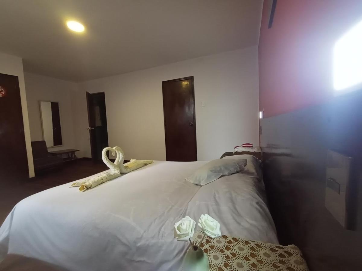 Isabela Hotel Ла Пас Екстериор снимка