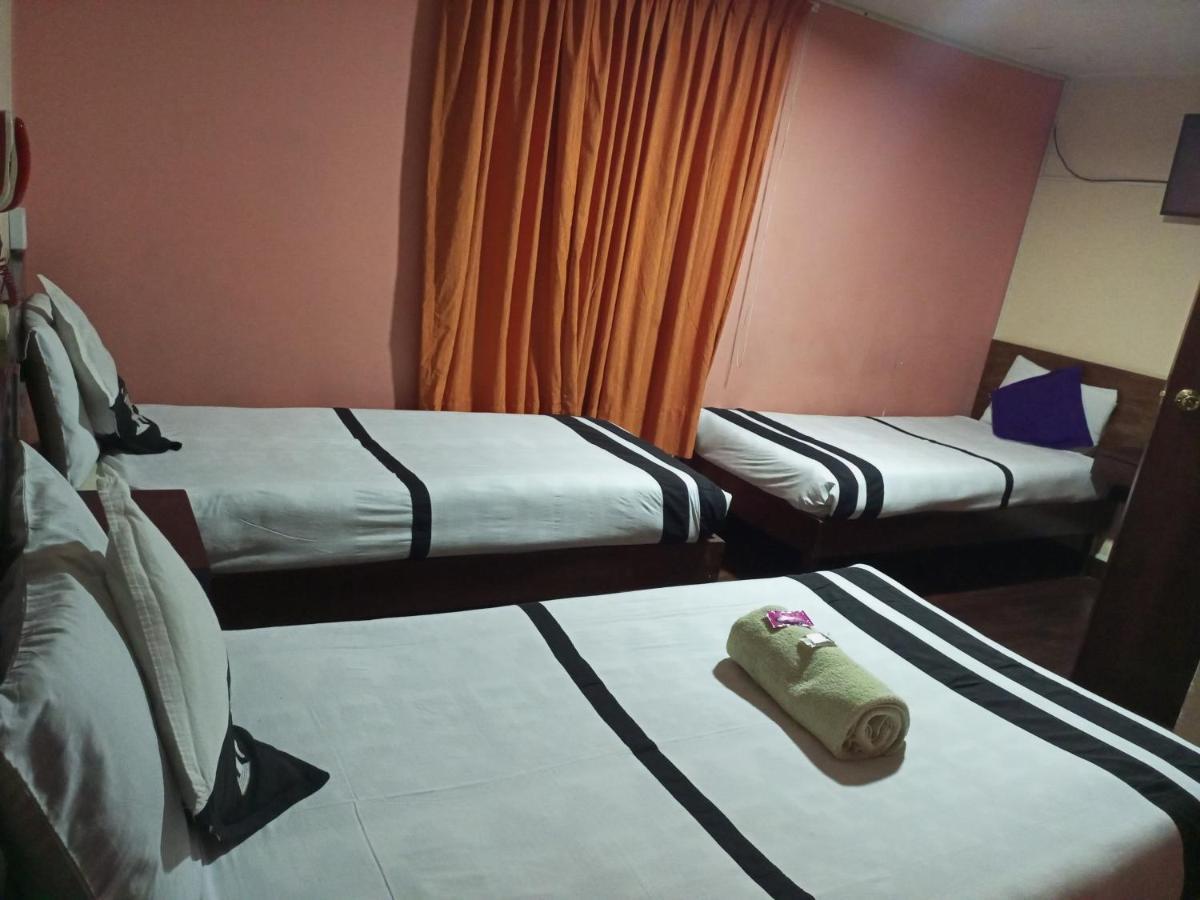 Isabela Hotel Ла Пас Екстериор снимка